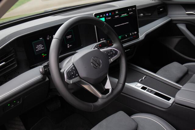Volkswagen PASSAT Variant 1.5 TSI Business , Adap. cruise, Trekhaak, Stuur/stoelverwarming,