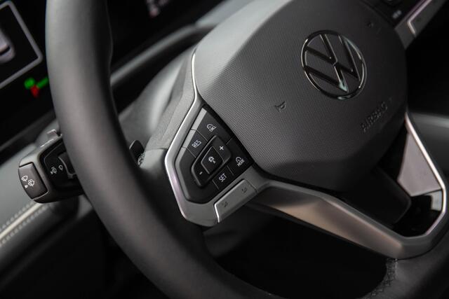 Volkswagen PASSAT Variant 1.5 TSI Business , Adap. cruise, Trekhaak, Stuur/stoelverwarming,