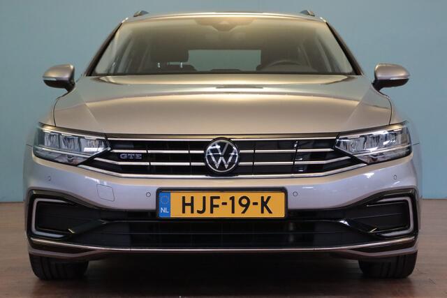 Volkswagen PASSAT Variant 1.4 TSI PHEV GTE Business | NAVI | CAMERA + PDC | ADAP CRUISE | STOELVERW+MASSAGE | LANE-ASSIST |