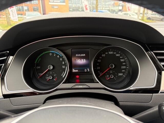 Volkswagen PASSAT Variant 1.4 TSI GTE Connected Series | Navi | cruise | 88.689 km Dealeronderhouden