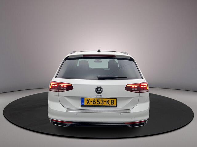 Volkswagen PASSAT Variant GTE Business 1.4 TSI eHybrid 218pk DSG Automaat Panoramadak, Adaptive cruise control, Navigatie, Stoelverwarming, Parkeersensoren, LED koplampen