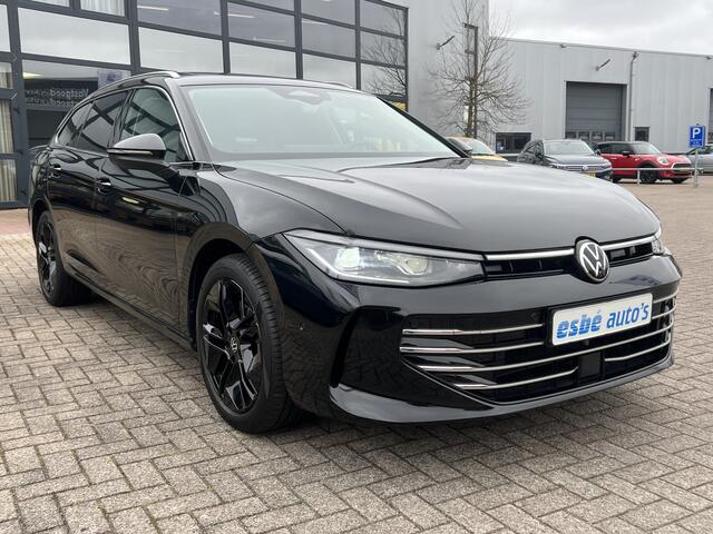 Volkswagen PASSAT Variant 1.5 eTSI 150 pk Dsg Elegance Business Navi Pro Panoramadak Trekhaak IQ Light Leder Elek Stoelen + Verwamring + Koeling + Massage 18 Inch Getint Glas 360 Camera Vol Btw