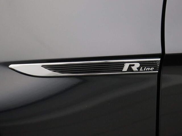 Volkswagen PASSAT Variant R-Line Business 1.5 TSI 150pk DSG Automaat Adaptive cruise control, Navigatie, Achteruitrijcamera, Elektrische achterklep, LED matrix koplampen, Stoelverwarming