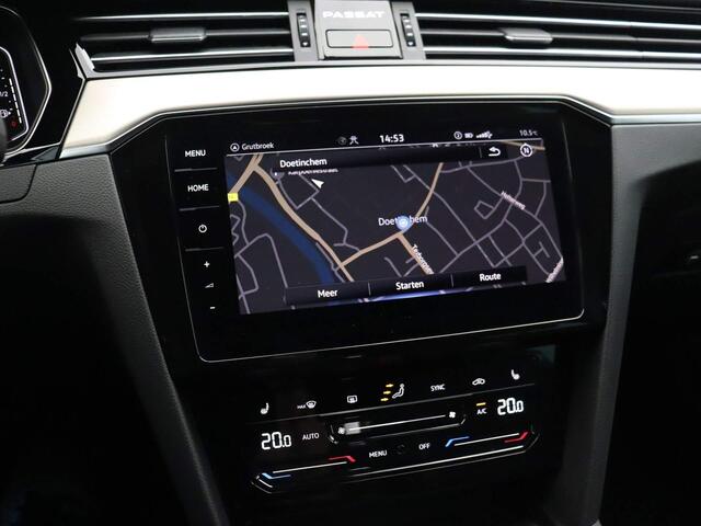 Volkswagen PASSAT Variant R-Line Business 1.5 TSI 150pk DSG Automaat Adaptive cruise control, Navigatie, Achteruitrijcamera, Elektrische achterklep, LED matrix koplampen, Stoelverwarming