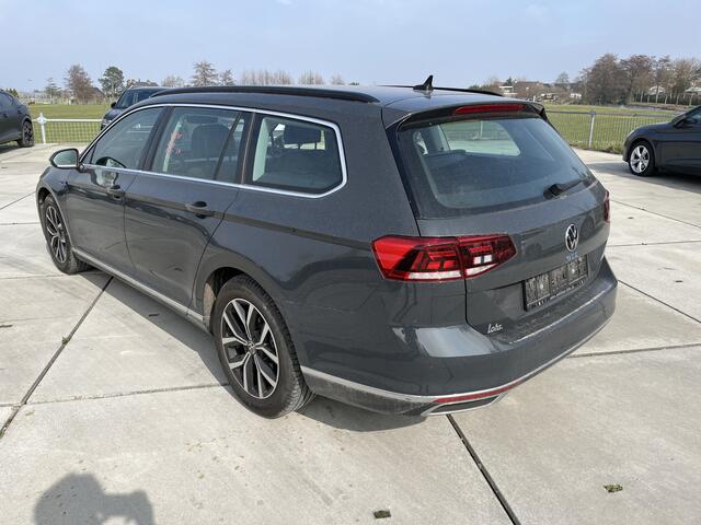 Volkswagen PASSAT Variant 1.4 TSI PHEV GTE Business / AUTOMAAT/ 17" LMV/ CLIMA/ ADAPT. CRUISE/ DAB/ NAVI/ APP-CONNECT/ PARK. SENSOREN + CAMERA/ BLUETOOTH/ LED/ DIGITAL DASH