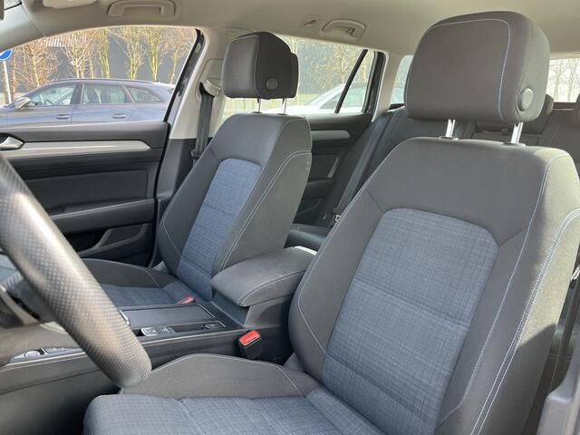 Volkswagen PASSAT Variant 1.4 TSI PHEV GTE Business / AUTOMAAT/ 17" LMV/ CLIMA/ ADAPT. CRUISE/ DAB/ NAVI/ APP-CONNECT/ PARK. SENSOREN + CAMERA/ BLUETOOTH/ LED/ DIGITAL DASH