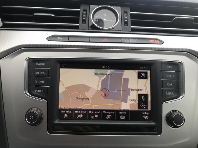 Volkswagen PASSAT Variant 1.4 TSI ACT Connected Series Plus, Adaptive Cruise control, automaat Een proefrit levert het bewijs. Neem contact op en we maken een afspraak!