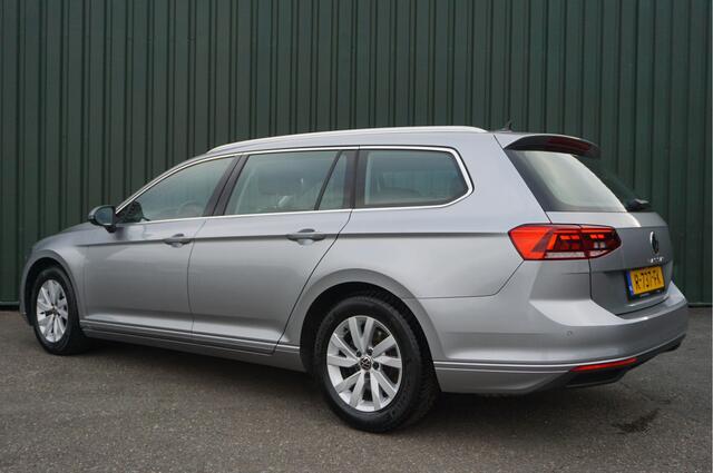 Volkswagen PASSAT Variant 1.5TSI 150pk Automaat + Trekhaak/ Camera/ LED/ Navi/ Carplay/ ACC/ Virtual Cockpit/ Garantie!