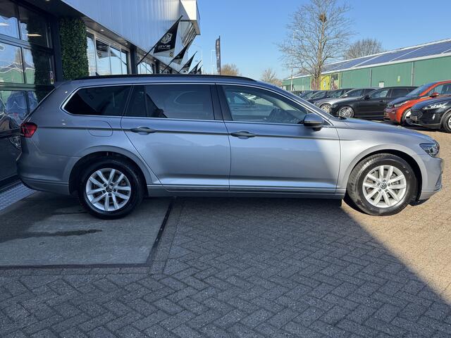 Volkswagen PASSAT Variant 1.5 TSI DSG Comfort Business | Facelift | IQ Drive | Carplay | BTW |