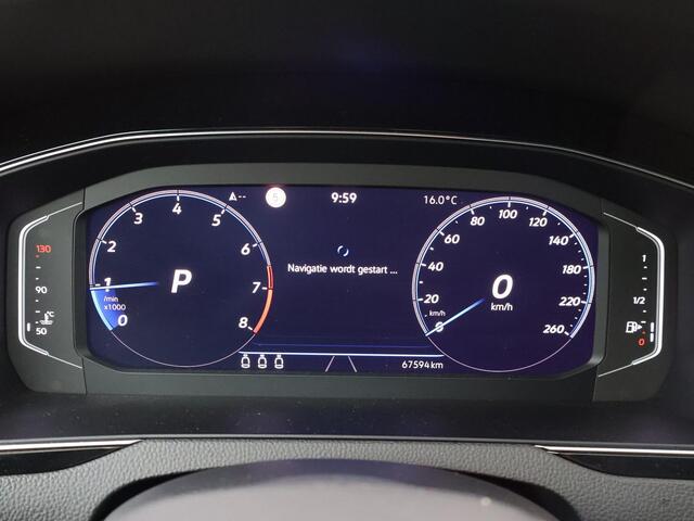 Volkswagen PASSAT Variant 1.5 TSI Business | 150 PK | Multifunctioneel stuurwiel | Achteruitrij camera | Adaptive Cruisecontrol |