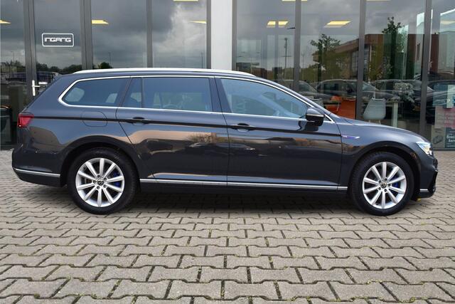 Volkswagen PASSAT Variant 1.4 TSI PHEV GTE | Dealer Onderhouden | Matrix | Camera |