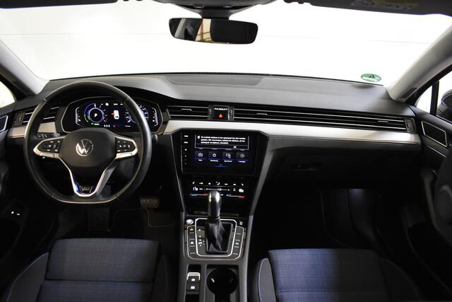 Volkswagen PASSAT Variant GTE 218PK DSG HYBRID BUSINESS VIRTUAL/NAVI/CAMERA
