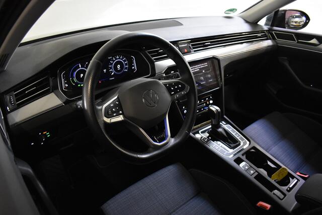 Volkswagen PASSAT Variant GTE 218PK DSG HYBRID BUSINESS VIRTUAL/NAVI/CAMERA