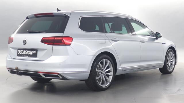 Volkswagen PASSAT Variant GTE 1.4 TSI eHybrid 218pk PHEV Business / Navigatie / Leder interieur / Camera / Trekhaak