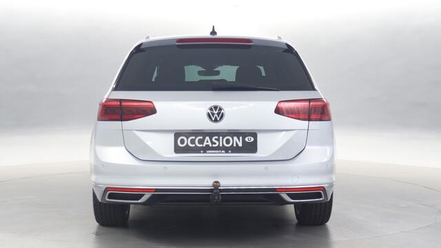 Volkswagen PASSAT Variant GTE 1.4 TSI eHybrid 218pk PHEV Business / Navigatie / Leder interieur / Camera / Trekhaak