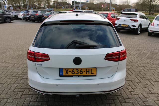 Volkswagen PASSAT Variant 1.4 TSI GTE - Navi - Camera - Nappa Leer - ACC - LED - Trekhaak - Rijklaar