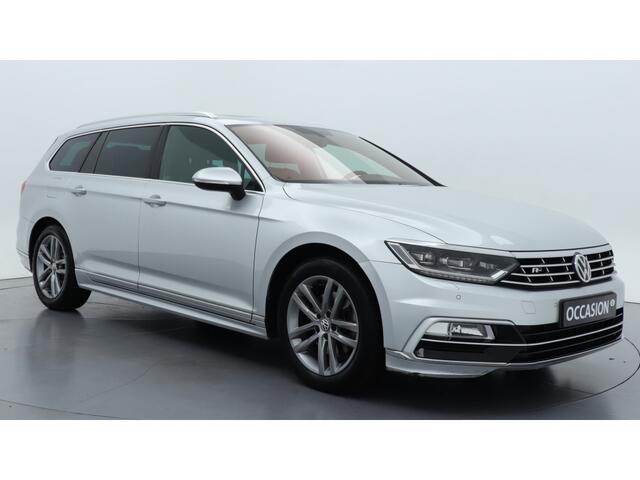 Volkswagen PASSAT Variant 1.5 TSI 150pk DSG Highline Business R Panoramadak Leder