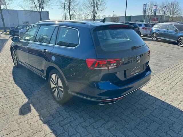 Volkswagen PASSAT 1.4 TSI PHEV GTE Business leer, virtual cockpit, trekhaak