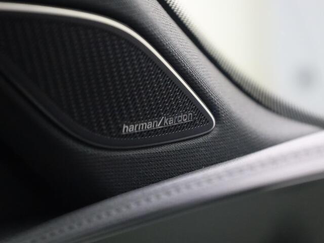Volkswagen PASSAT R-Line-Edition Passat Variant (9) 1.5 110 kW / 15 · Panoramadak · 360 Camera · Head-Up Display · IQ Light · Harman Kardon Sound · Massagefunctie · Garantie t/m 22-01-2029 of 100.000km