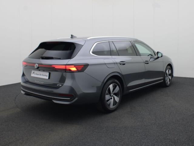 Volkswagen PASSAT Variant 1.5eTSI/150PK Business DSG · Navigatie · Camera + parkeersensoren · Massagefunctie · Garantie tot juni 2026