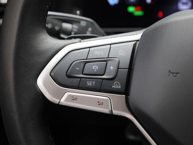 Volkswagen PASSAT Variant 1.5eTSI/150PK Business DSG · Navigatie · Camera + parkeersensoren · Massagefunctie · Garantie tot juni 2026
