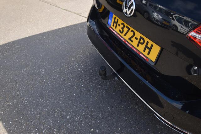 Volkswagen PASSAT Variant 1.5 TSI Highline Business R , TREKHAAK , CLIMATR , NAVI , LED KOPLAMPEN , PDC V+A ,