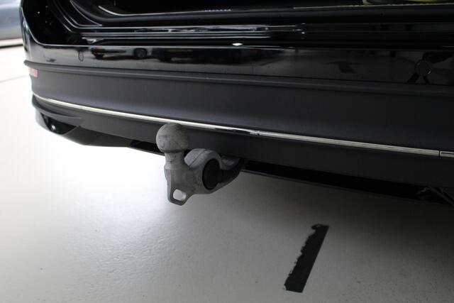 Volkswagen PASSAT Variant 1.5 eHybrid Business Plugin Navigatie | Trekhaak | Stoelverwarming | El. achterklep
