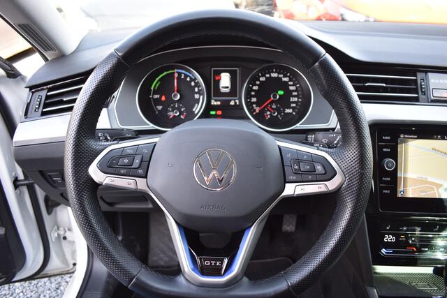 Volkswagen PASSAT Variant GTE 218PK DSG HYBRID BUSINESS LEDER/NAVI/MASSAGE