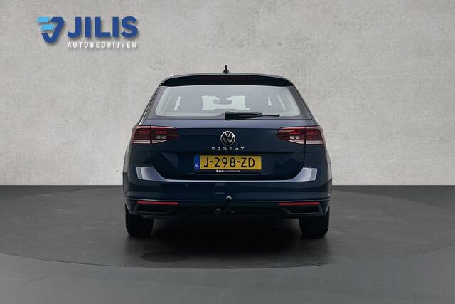 Volkswagen PASSAT Variant 1.5 TSI Business | ACC | LED | Climate control | Camera | Trekhaak | Apple carplay