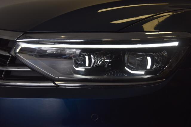 Volkswagen PASSAT Variant 1.5 TSI Elegance Business R , PANODAK ,VIRTUAL COCKPIT , LED KOPLAMPEN , A UITRIJ CAM ,
