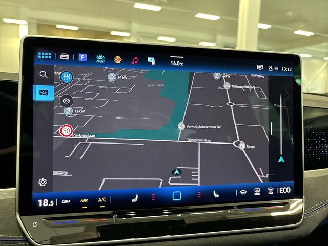 Volkswagen PASSAT Variant 1.5 eTsi 272pk DSG R-Line Edition · Keyless · 360 Camera · Elek. Trekhaak · Elek.Achterklep · Apple/Android Car Play · 18'' Inch · Garantie t/m Augustus 2026