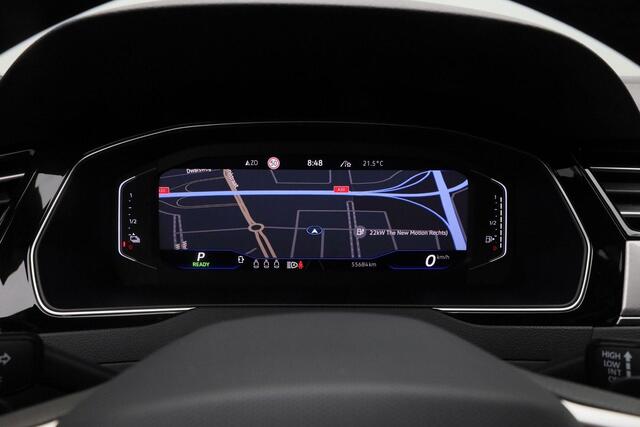 Volkswagen PASSAT Variant 1.4 TSI 218 pk DSG GTE Business | Panoramadak | Trekhaak | Navigatie Discover Pro | Rondomzicht camera | IQ Light | Head-up display