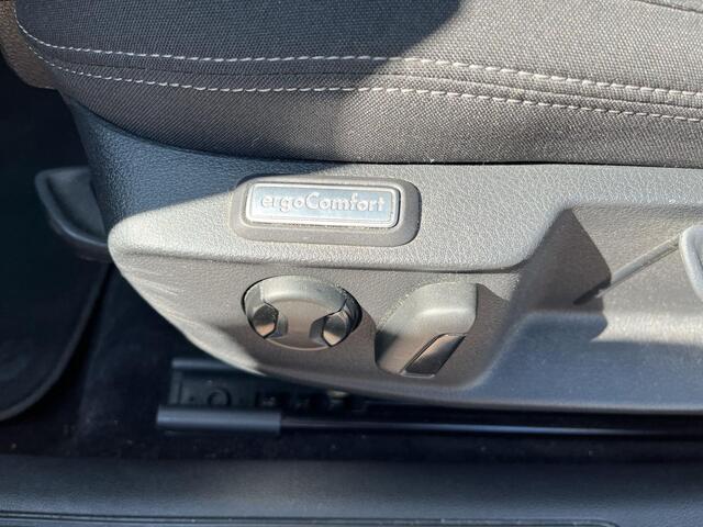 Volkswagen PASSAT Variant 1.4 TSI ACT Highline | ergo | Trekhaak | A camera | ACC | Stoelverwarming |