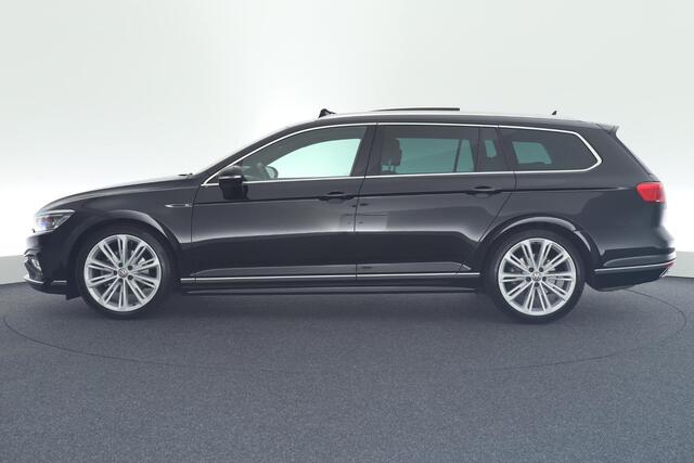 Volkswagen PASSAT Variant 1.5 TSI 150pk DSG R-Line Elegance Keyless Camera Virtual Cockpit Led Panoramadak Navigatie