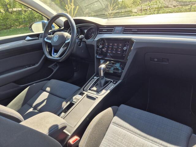 Volkswagen PASSAT Variant 1.4 TSI PHEV GTE Business