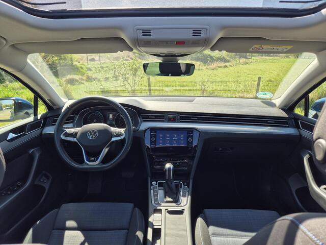 Volkswagen PASSAT Variant 1.4 TSI PHEV GTE Business