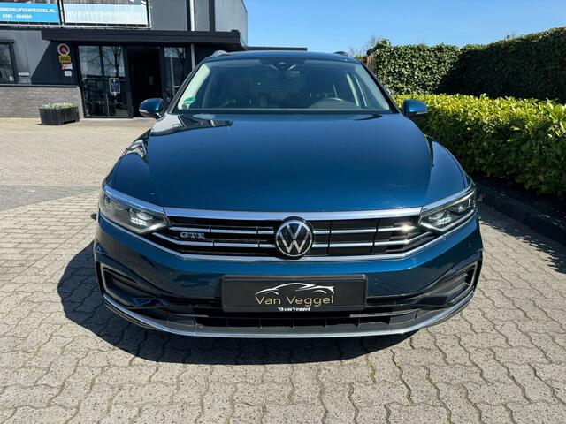 Volkswagen PASSAT Variant 1.4 TSI PHEV GTE Business leer, virtual cockpit, trekhaak, pano