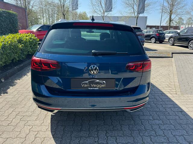 Volkswagen PASSAT Variant 1.4 TSI PHEV GTE Business leer, virtual cockpit, trekhaak, pano