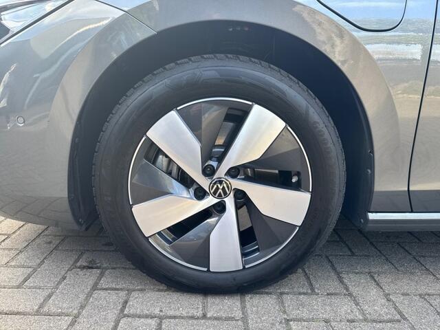 Volkswagen PASSAT 1.5 TSI E-HYBRID BUSINESS TREKHAAK/CAMERA/NAVI/CARPLAY/ACC/STOEL