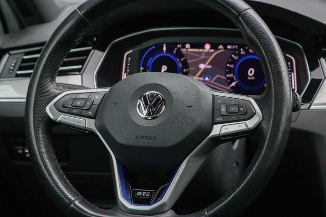 Volkswagen PASSAT Variant GTE 1.4 TSI DSG Highline | Trekhaak |