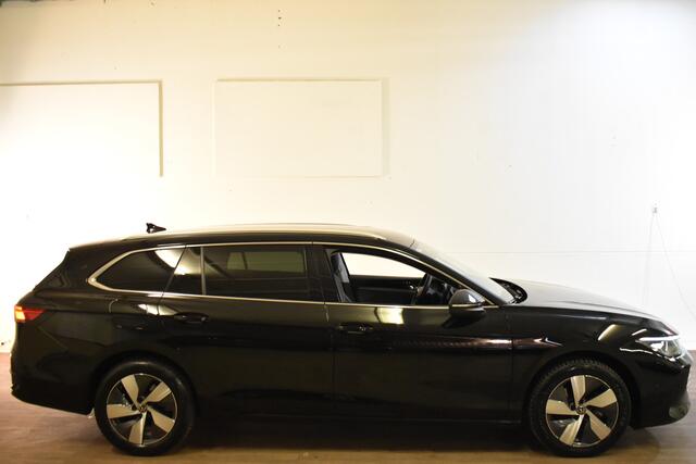 Volkswagen PASSAT Variant 1.5 eTSI 150PK BUSINESS TREKHAAK/CAMERA/VIRTUAL