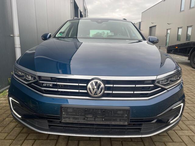 Volkswagen PASSAT Variant 1.4 TSI GTE 245pk PHEV GTE Business | ACC | Camera |Pdc,Clima