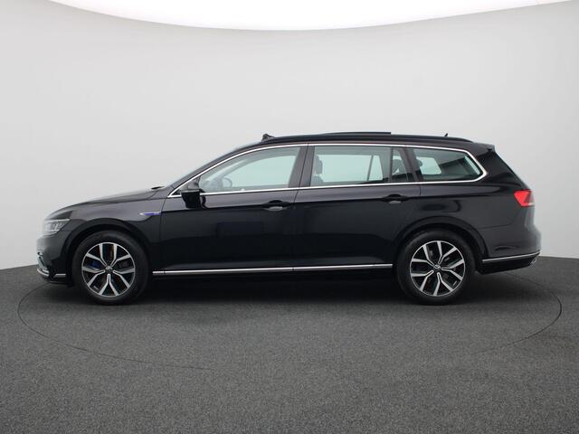Volkswagen PASSAT Variant 1.4 TSI PHEV GTE Business 218PK DSG full led, adaptive cruise met travel assist, stoelverwarming voor, keyless, achteruitrijcamera, elek. bedienbare achterklep, 18" lichtmetaal