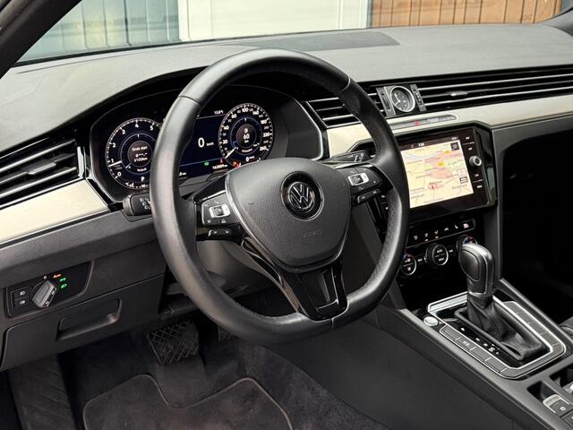 Volkswagen PASSAT 1.4 TSI DSG R-Line Stoelverw. 19'' ACC Virtueel