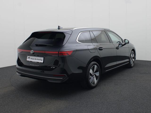 Volkswagen PASSAT Variant 1.5 eTSI Business · Navigatie · 360° Camera + Parkeersensoren · Trekhaak · Garantie tot juni 2026