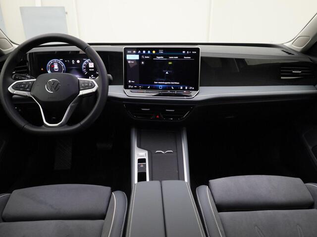 Volkswagen PASSAT Variant 1.5 eTSI Business · Navigatie · 360° Camera + Parkeersensoren · Trekhaak · Garantie tot juni 2026