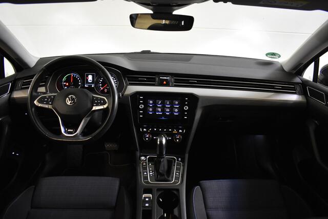 Volkswagen PASSAT Variant GTE 218PK DSG HYBRID GTE BUSINESS CAMERA/NAVI/TREKHAAK