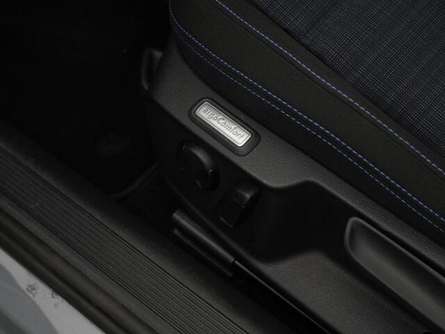 Volkswagen PASSAT Variant 1.4 TSI 218 pk DSG PHEV GTE Business | Panoramadak | Achteruitrijcamera | Stoelverwarming