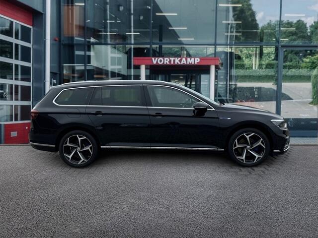Volkswagen PASSAT 1.4 TSI DSG GTE PANO-DAK/DYNAUDIO/LEDER/MEMORY/TREKHAAK/NAVI/ACC
