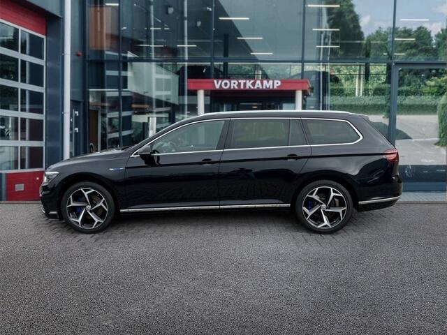 Volkswagen PASSAT 1.4 TSI DSG GTE PANO-DAK/DYNAUDIO/LEDER/MEMORY/TREKHAAK/NAVI/ACC